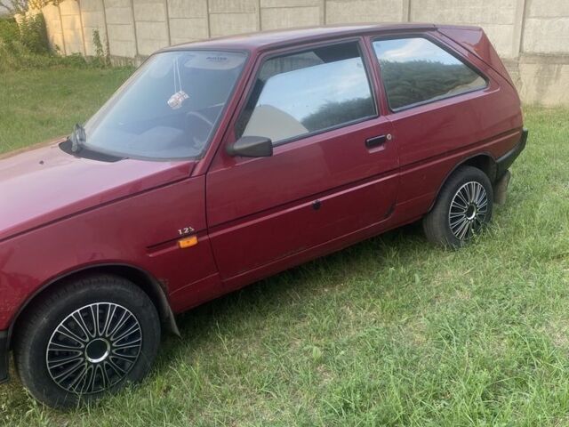 Червоний ЗАЗ 1102 Таврія, об'ємом двигуна 1.2 л та пробігом 206 тис. км за 800 $, фото 5 на Automoto.ua