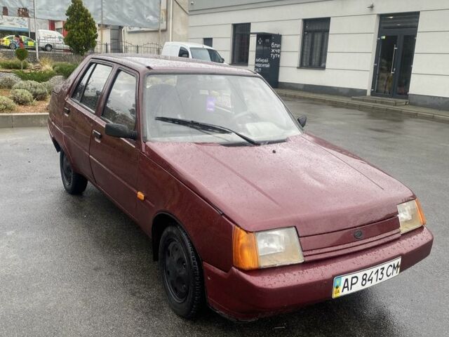 Красный ЗАЗ 1102 Таврия, объемом двигателя 1.2 л и пробегом 100 тыс. км за 761 $, фото 1 на Automoto.ua