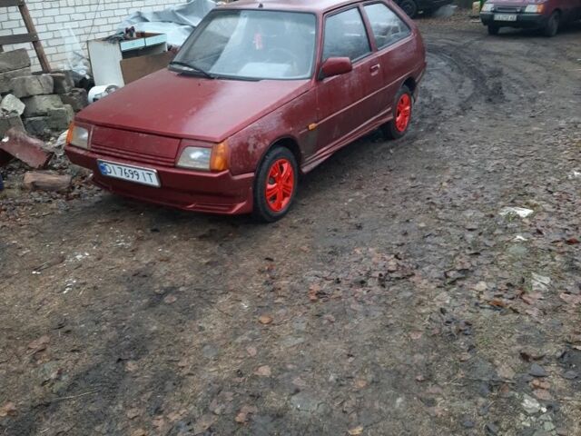 Красный ЗАЗ 1102 Таврия, объемом двигателя 1.2 л и пробегом 151 тыс. км за 900 $, фото 3 на Automoto.ua