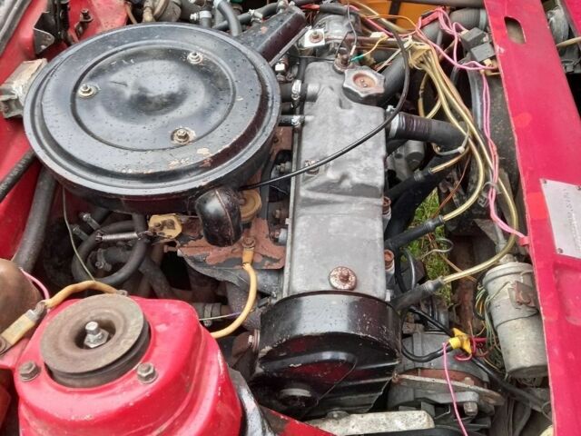 Червоний ЗАЗ 1102 Таврія, об'ємом двигуна 1.5 л та пробігом 190 тис. км за 1799 $, фото 5 на Automoto.ua