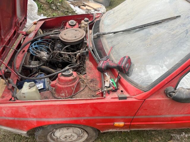 Красный ЗАЗ 1102 Таврия, объемом двигателя 0 л и пробегом 42 тыс. км за 239 $, фото 3 на Automoto.ua