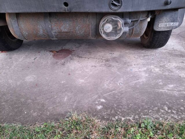 Червоний ЗАЗ 1102 Таврія, об'ємом двигуна 1.2 л та пробігом 250 тис. км за 592 $, фото 4 на Automoto.ua