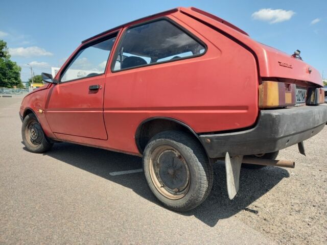 Червоний ЗАЗ 1102 Таврія, об'ємом двигуна 0 л та пробігом 100 тис. км за 366 $, фото 3 на Automoto.ua