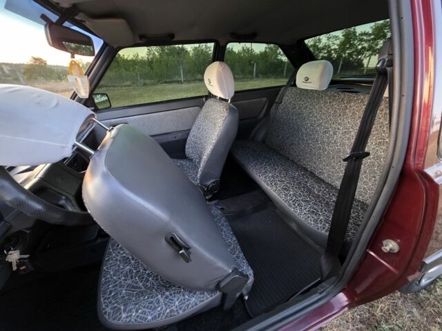 Красный ЗАЗ 1102 Таврия, объемом двигателя 0 л и пробегом 70 тыс. км за 1900 $, фото 15 на Automoto.ua