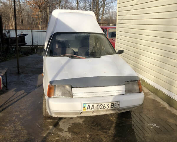 ЗАЗ 1102 Таврия, объемом двигателя 1.1 л и пробегом 190 тыс. км за 500 $, фото 2 на Automoto.ua