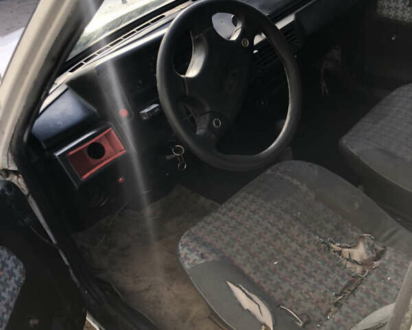 ЗАЗ 1102 Таврия, объемом двигателя 1.1 л и пробегом 190 тыс. км за 500 $, фото 5 на Automoto.ua
