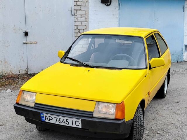 Желтый ЗАЗ 1102 Таврия, объемом двигателя 1.1 л и пробегом 300 тыс. км за 797 $, фото 12 на Automoto.ua