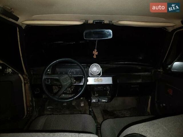 Жовтий ЗАЗ 1102 Таврія, об'ємом двигуна 1.1 л та пробігом 325 тис. км за 500 $, фото 11 на Automoto.ua