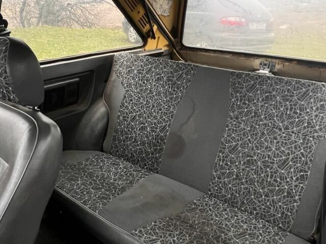 Желтый ЗАЗ 1102 Таврия, объемом двигателя 1.2 л и пробегом 104 тыс. км за 523 $, фото 5 на Automoto.ua