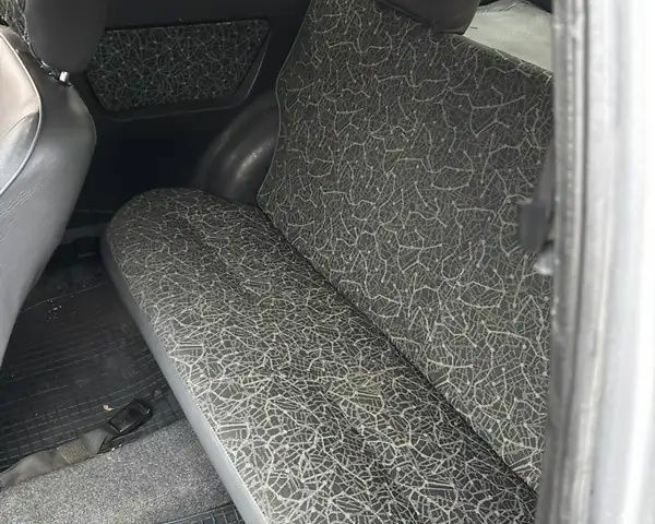 Сірий ЗАЗ 1102 Таврія, об'ємом двигуна 1 л та пробігом 140 тис. км за 650 $, фото 6 на Automoto.ua