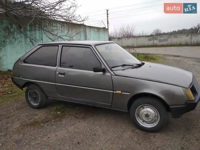 Сірий ЗАЗ 1102 Таврія, об'ємом двигуна 1.1 л та пробігом 72 тис. км за 1000 $, фото 4 на Automoto.ua