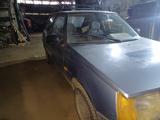 Серый ЗАЗ 1102 Таврия, объемом двигателя 0 л и пробегом 100 тыс. км за 356 $, фото 3 на Automoto.ua