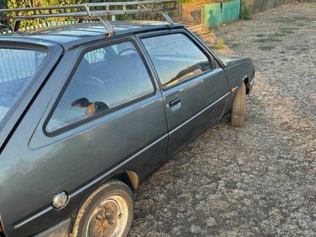 Сірий ЗАЗ 1102 Таврія, об'ємом двигуна 1.2 л та пробігом 300 тис. км за 700 $, фото 6 на Automoto.ua
