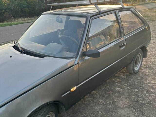 Сірий ЗАЗ 1102 Таврія, об'ємом двигуна 1.2 л та пробігом 300 тис. км за 700 $, фото 8 на Automoto.ua