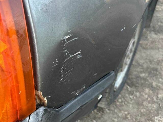 Сірий ЗАЗ 1102 Таврія, об'ємом двигуна 1.2 л та пробігом 300 тис. км за 700 $, фото 19 на Automoto.ua