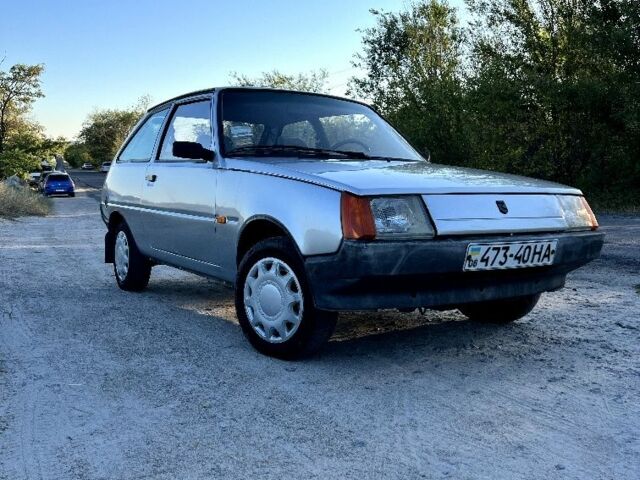 Серый ЗАЗ 1102 Таврия, объемом двигателя 1.1 л и пробегом 286 тыс. км за 669 $, фото 7 на Automoto.ua