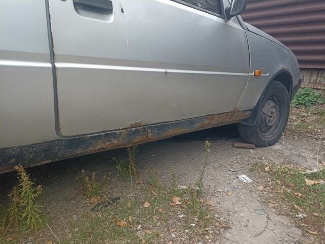 Серый ЗАЗ 1102 Таврия, объемом двигателя 0 л и пробегом 150 тыс. км за 300 $, фото 4 на Automoto.ua