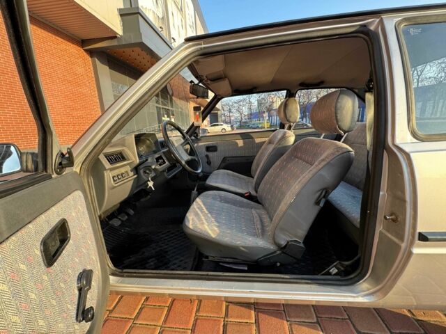 Серый ЗАЗ 1102 Таврия, объемом двигателя 1.1 л и пробегом 28 тыс. км за 1700 $, фото 11 на Automoto.ua