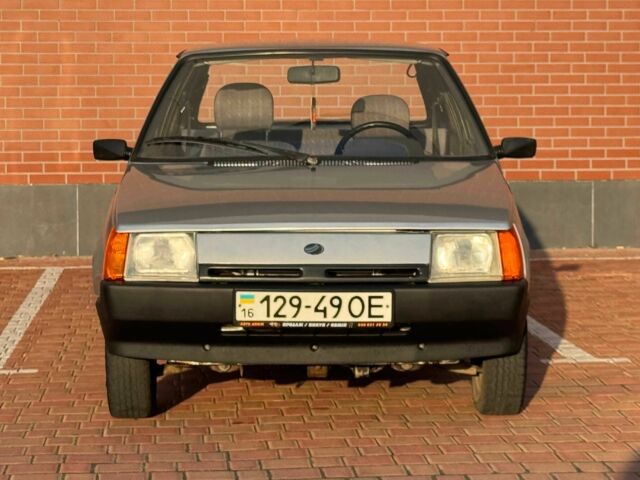 Серый ЗАЗ 1102 Таврия, объемом двигателя 1.1 л и пробегом 28 тыс. км за 1700 $, фото 1 на Automoto.ua