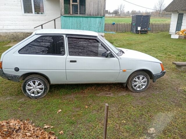 Серый ЗАЗ 1102 Таврия, объемом двигателя 0 л и пробегом 11 тыс. км за 953 $, фото 2 на Automoto.ua