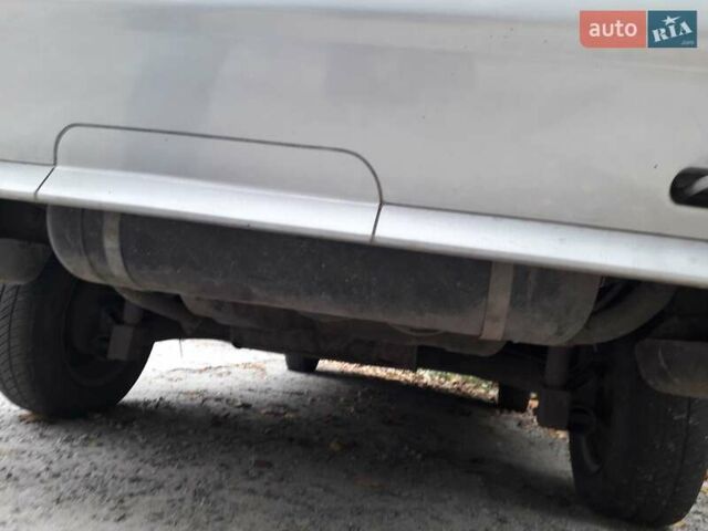 Сірий ЗАЗ 1102 Таврія, об'ємом двигуна 1.2 л та пробігом 170 тис. км за 1350 $, фото 4 на Automoto.ua