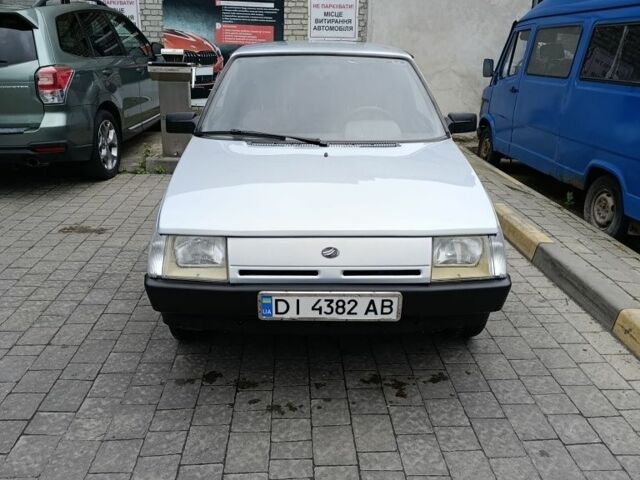 Сірий ЗАЗ 1102 Таврія, об'ємом двигуна 1.2 л та пробігом 76 тис. км за 1500 $, фото 2 на Automoto.ua