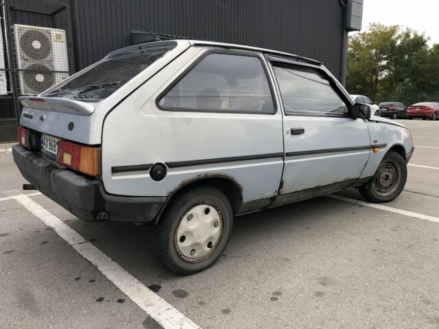 ЗАЗ 1102 Таврия 2004 в Днепре (Днепропетровске) на Automoto.ua Серый ЗАЗ 1102 Таврия, объемом двигателя 1.2 л и пробегом 286 тыс. км за 630 $, фото 1 на Automoto.ua