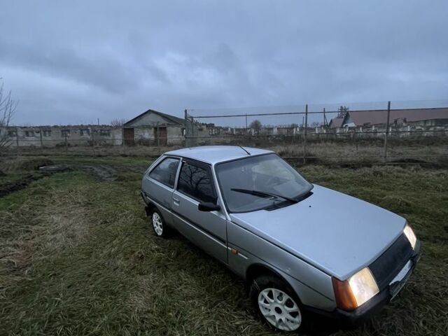 Серый ЗАЗ 1102 Таврия, объемом двигателя 1.2 л и пробегом 171 тыс. км за 830 $, фото 1 на Automoto.ua