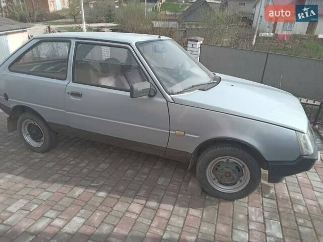 Серый ЗАЗ 1102 Таврия, объемом двигателя 1.2 л и пробегом 150 тыс. км за 600 $, фото 3 на Automoto.ua
