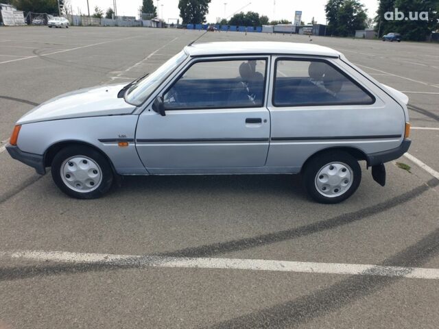 Сірий ЗАЗ 1102 Таврія, об'ємом двигуна 1.3 л та пробігом 21 тис. км за 1500 $, фото 4 на Automoto.ua