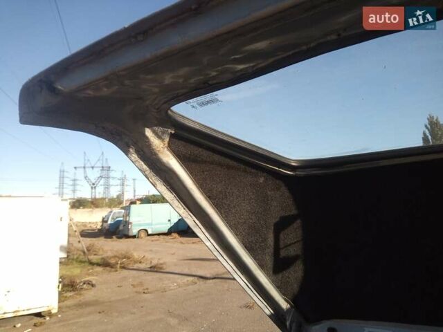 Серый ЗАЗ 1102 Таврия, объемом двигателя 1.2 л и пробегом 144 тыс. км за 1200 $, фото 2 на Automoto.ua