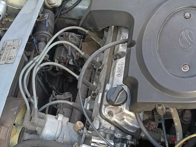 Сірий ЗАЗ 1102 Таврія, об'ємом двигуна 1.2 л та пробігом 225 тис. км за 1000 $, фото 21 на Automoto.ua