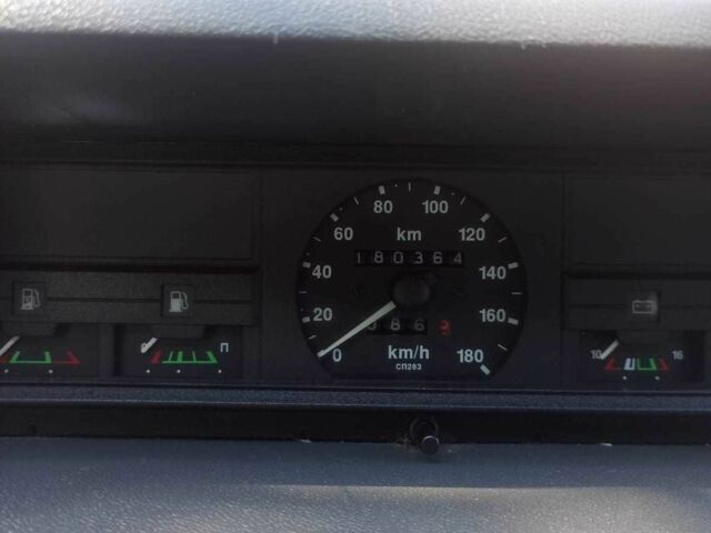 Серый ЗАЗ 1102 Таврия, объемом двигателя 1.3 л и пробегом 180 тыс. км за 1300 $, фото 12 на Automoto.ua