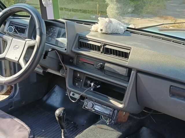 Сірий ЗАЗ 1102 Таврія, об'ємом двигуна 1.2 л та пробігом 225 тис. км за 1000 $, фото 5 на Automoto.ua