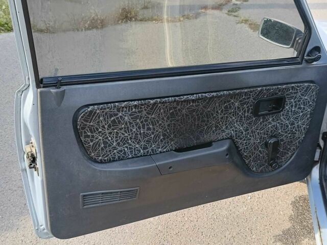 Сірий ЗАЗ 1102 Таврія, об'ємом двигуна 1.2 л та пробігом 225 тис. км за 1000 $, фото 14 на Automoto.ua