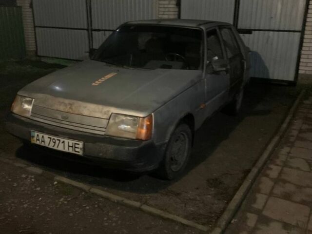 Сірий ЗАЗ 1102 Таврія, об'ємом двигуна 0 л та пробігом 3 тис. км за 357 $, фото 4 на Automoto.ua