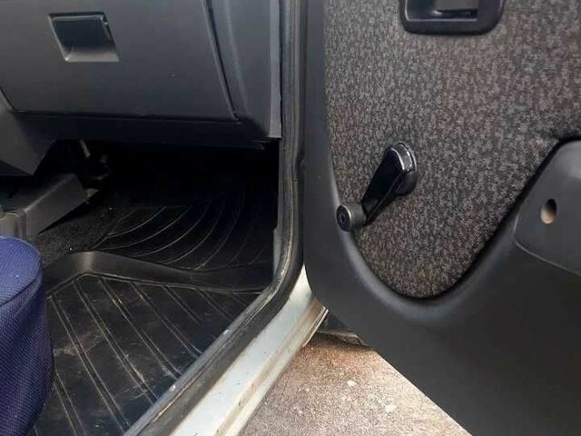 Сірий ЗАЗ 1102 Таврія, об'ємом двигуна 0 л та пробігом 119 тис. км за 950 $, фото 13 на Automoto.ua