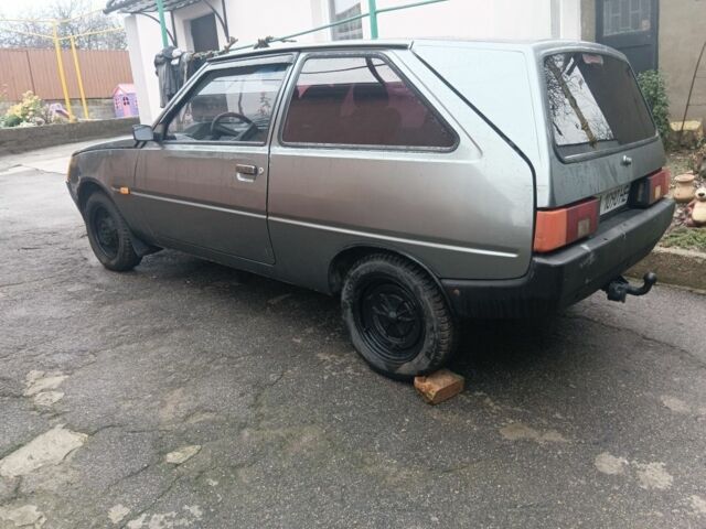 Сірий ЗАЗ 1102 Таврія, об'ємом двигуна 1.2 л та пробігом 240 тис. км за 1136 $, фото 1 на Automoto.ua