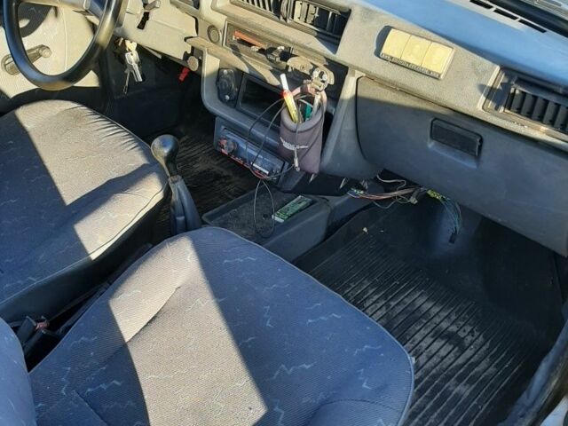 Серый ЗАЗ 1102 Таврия, объемом двигателя 1.1 л и пробегом 160 тыс. км за 400 $, фото 6 на Automoto.ua