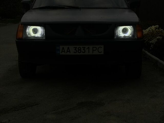 Сірий ЗАЗ 1102 Таврія, об'ємом двигуна 1.2 л та пробігом 222 тис. км за 550 $, фото 6 на Automoto.ua