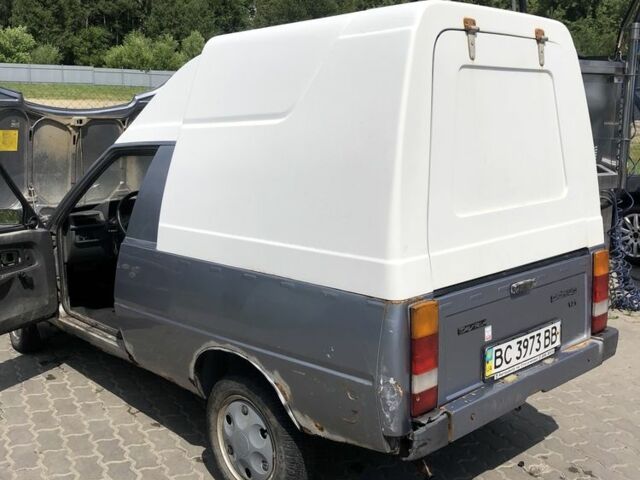 Серый ЗАЗ 1102 Таврия, объемом двигателя 1.2 л и пробегом 111 тыс. км за 600 $, фото 4 на Automoto.ua