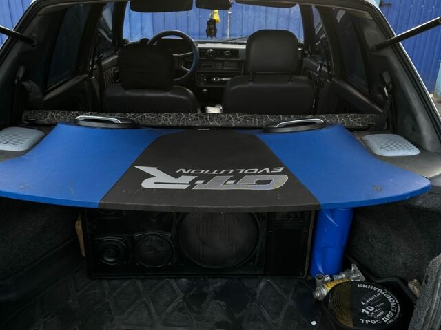 Серый ЗАЗ 1102 Таврия, объемом двигателя 1.2 л и пробегом 108 тыс. км за 974 $, фото 6 на Automoto.ua