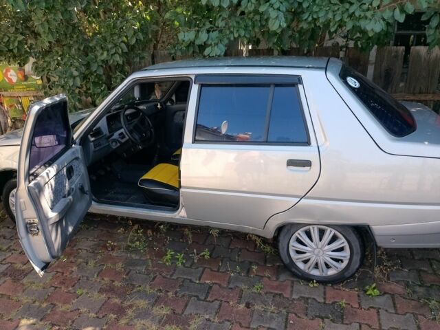 Сірий ЗАЗ 1102 Таврія, об'ємом двигуна 1.2 л та пробігом 84 тис. км за 75000 $, фото 1 на Automoto.ua