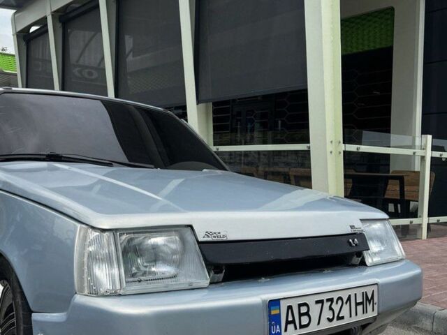 Серый ЗАЗ 1102 Таврия, объемом двигателя 1.2 л и пробегом 230 тыс. км за 1100 $, фото 2 на Automoto.ua