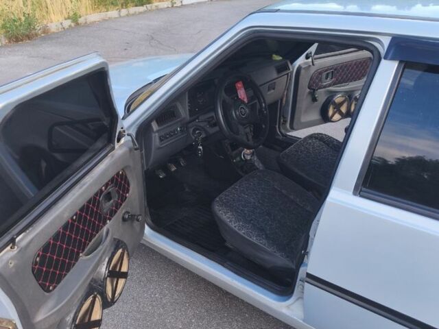 Серый ЗАЗ 1102 Таврия, объемом двигателя 1.2 л и пробегом 230 тыс. км за 1100 $, фото 1 на Automoto.ua