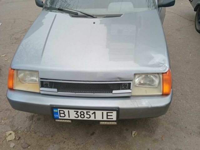 Серый ЗАЗ 1102 Таврия, объемом двигателя 1.2 л и пробегом 45 тыс. км за 1300 $, фото 5 на Automoto.ua