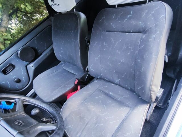 Синій ЗАЗ 1102 Таврія, об'ємом двигуна 1.1 л та пробігом 130 тис. км за 850 $, фото 18 на Automoto.ua