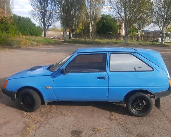 Синий ЗАЗ 1102 Таврия, объемом двигателя 1.1 л и пробегом 180 тыс. км за 850 $, фото 8 на Automoto.ua