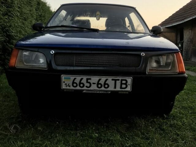 Синий ЗАЗ 1102 Таврия, объемом двигателя 1.2 л и пробегом 1 тыс. км за 350 $, фото 3 на Automoto.ua