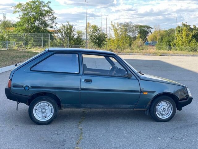 Синий ЗАЗ 1102 Таврия, объемом двигателя 1.1 л и пробегом 160 тыс. км за 400 $, фото 5 на Automoto.ua
